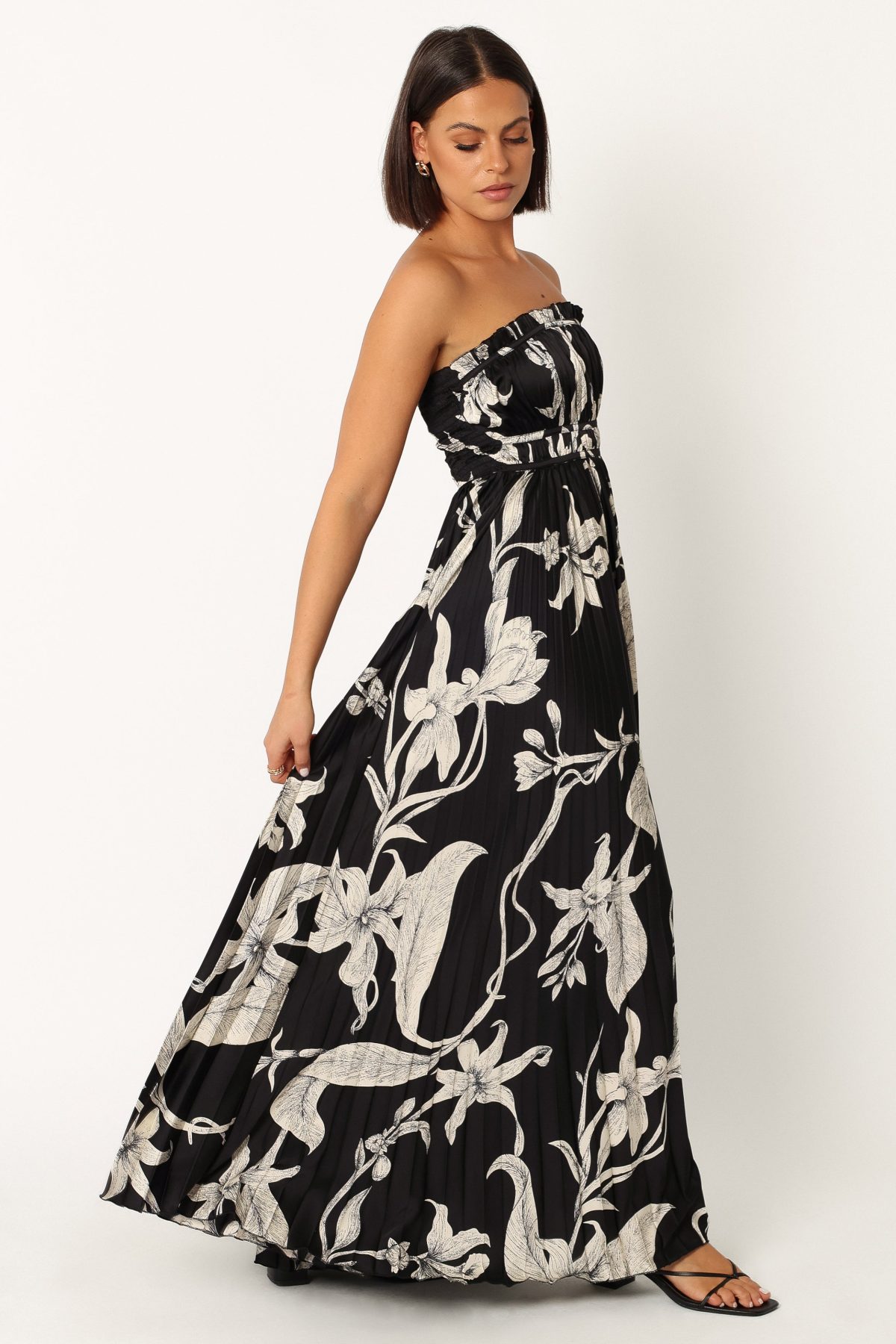 Angelique Strapless Maxi Dress - Black Floral - Image 7